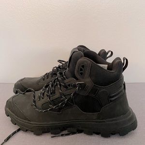 Timberland Men’s Hiking Boots Size 9.5